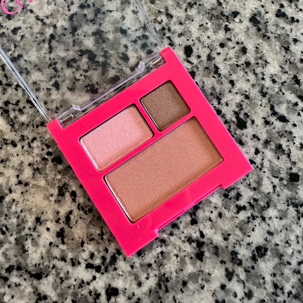 Clinique All About Shadow Duo & Soft Pressed Powder Blusher